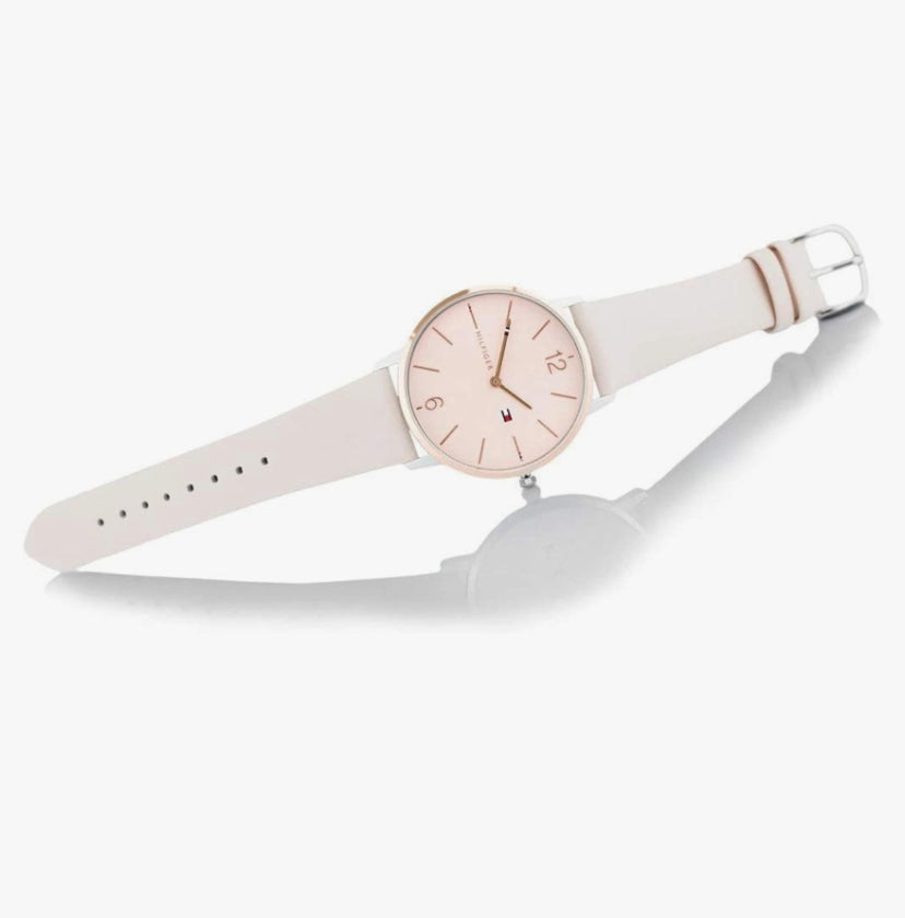 Tommy Hilfiger Montre Analogique à Quartz pour Femme avec Bracelet en cuir Rose